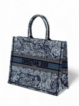 Dior Book Tote – 2