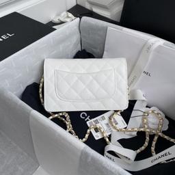 CHANEL – 2