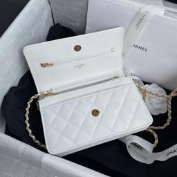CHANEL – 3